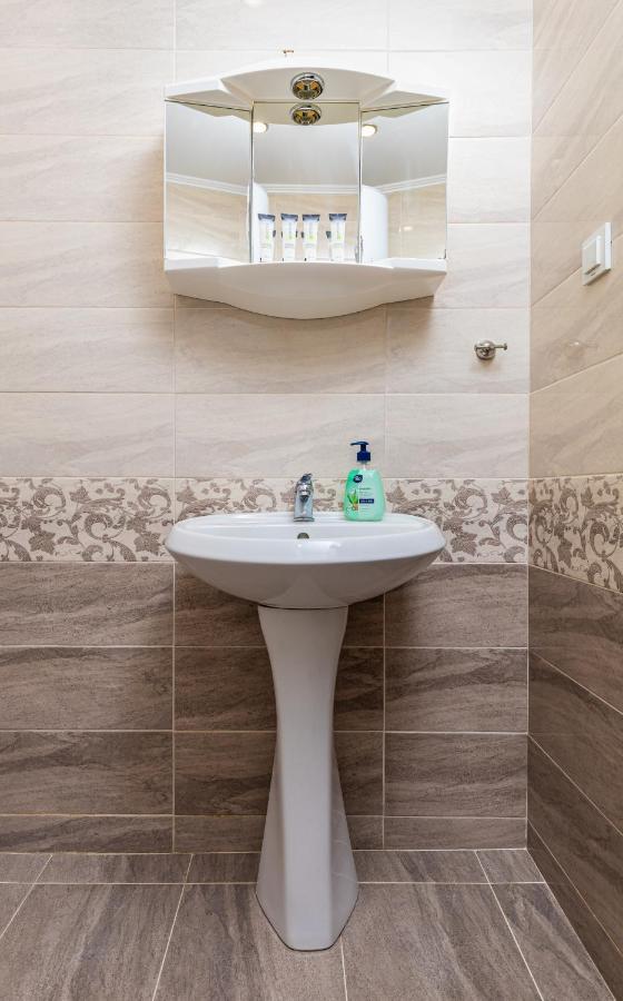 Modernly-Designed 1Bd Apartment With A Nice Terrace Plovdiv Luaran gambar